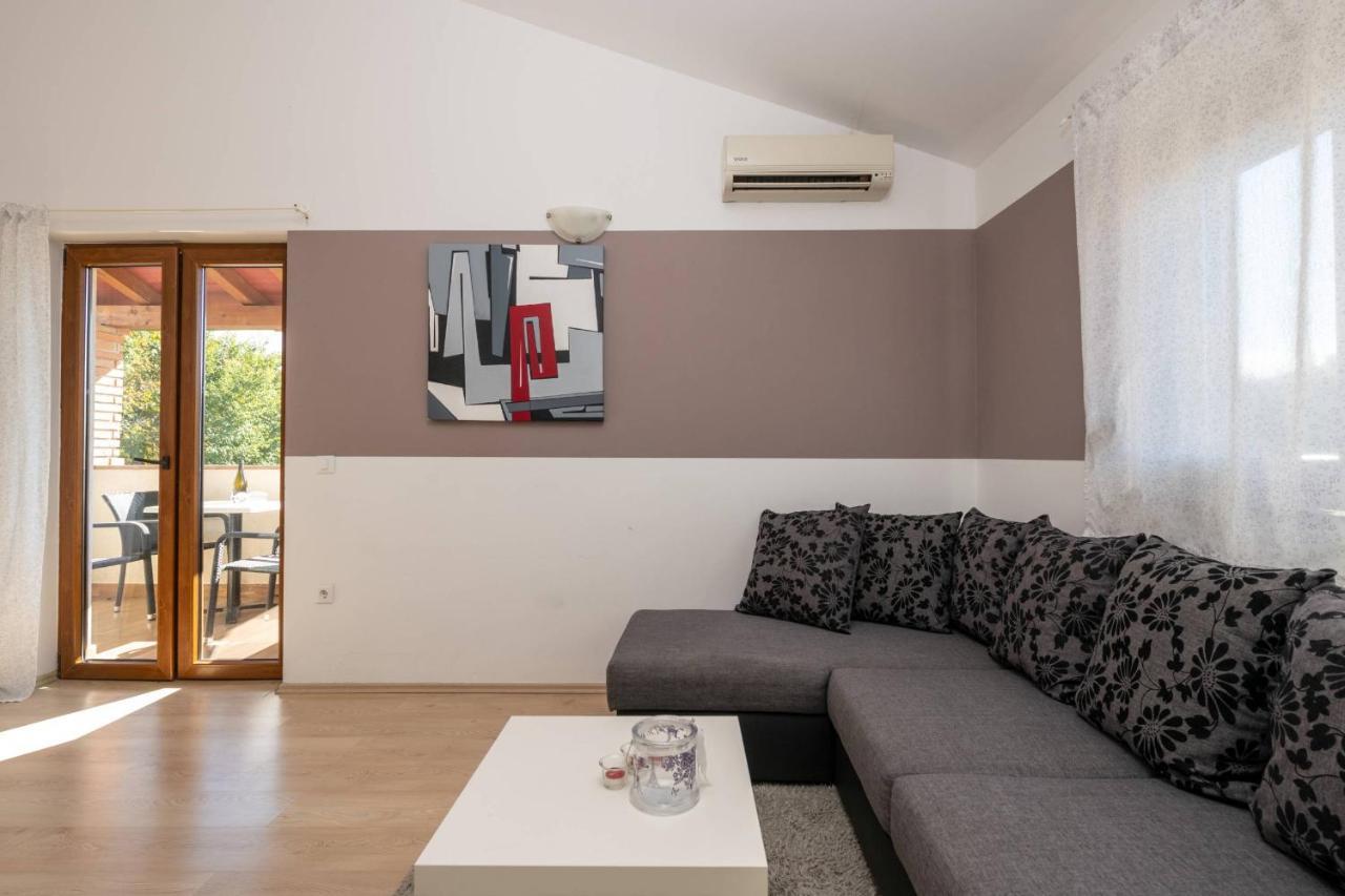 פורץ Apartmani Jana מראה חיצוני תמונה