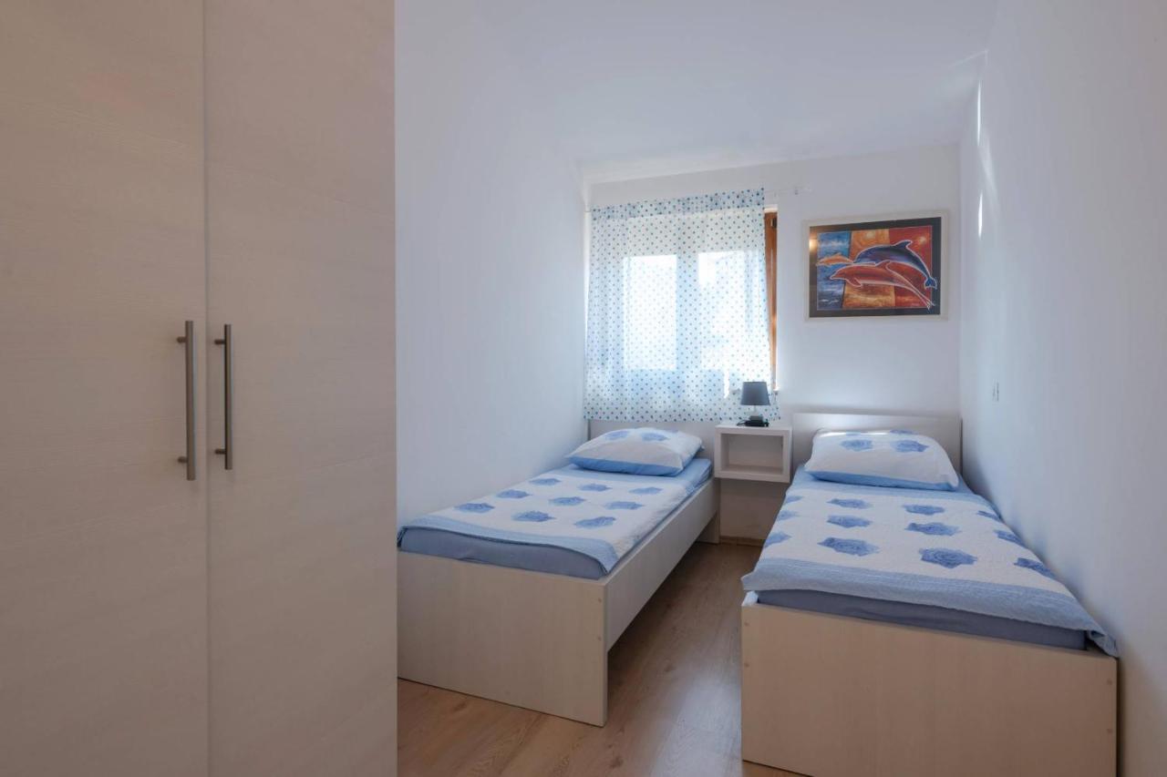 פורץ Apartmani Jana מראה חיצוני תמונה