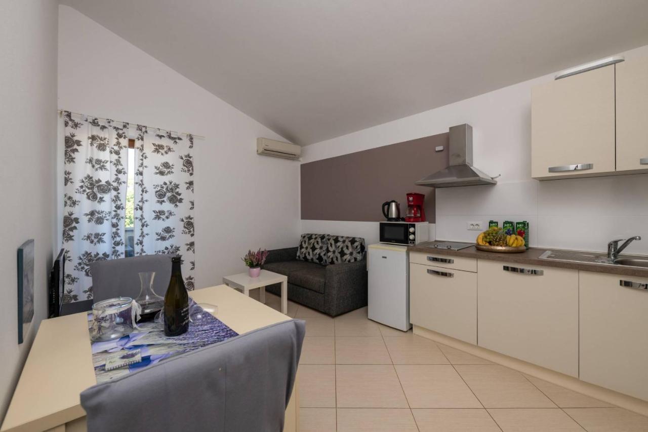 פורץ Apartmani Jana מראה חיצוני תמונה