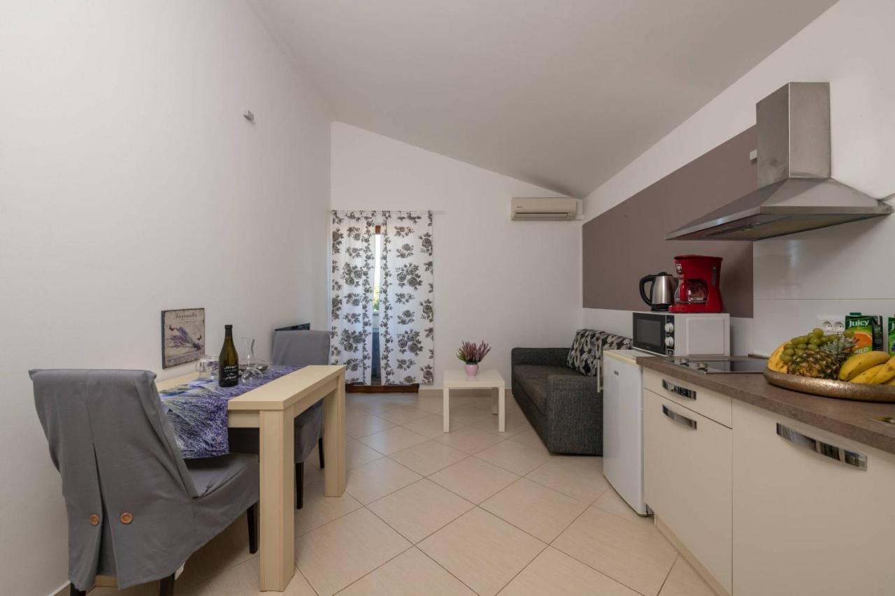 פורץ Apartmani Jana מראה חיצוני תמונה