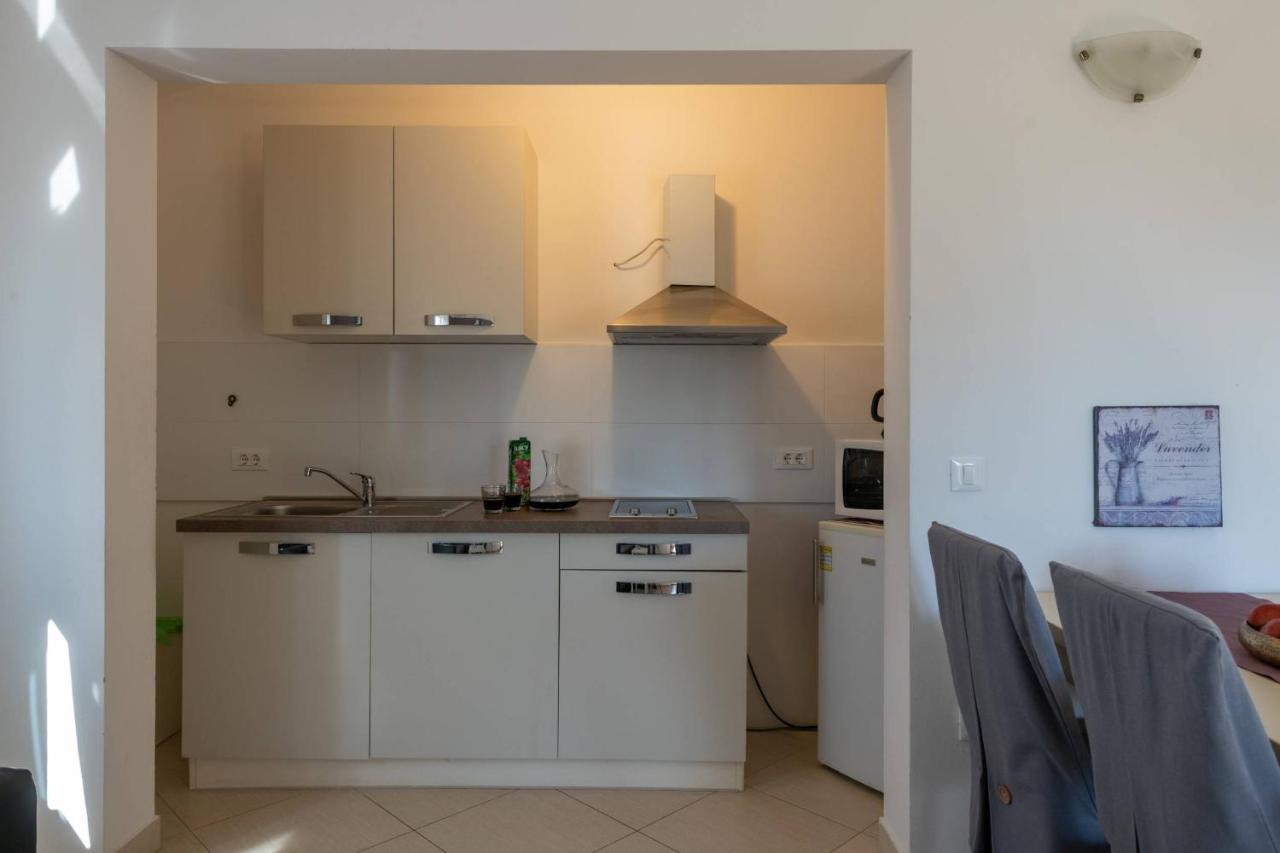 פורץ Apartmani Jana מראה חיצוני תמונה